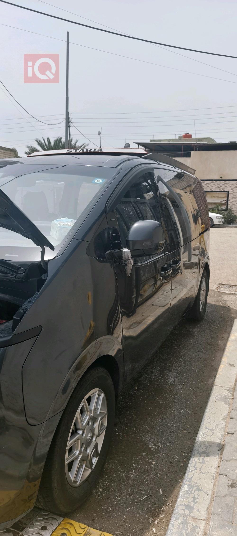 هيونداي ستاريا